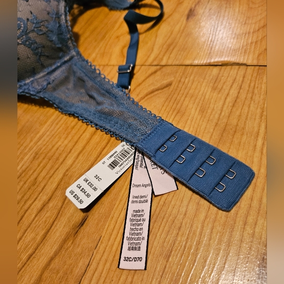 VS blue tank top style bra - Picture 5 of 5